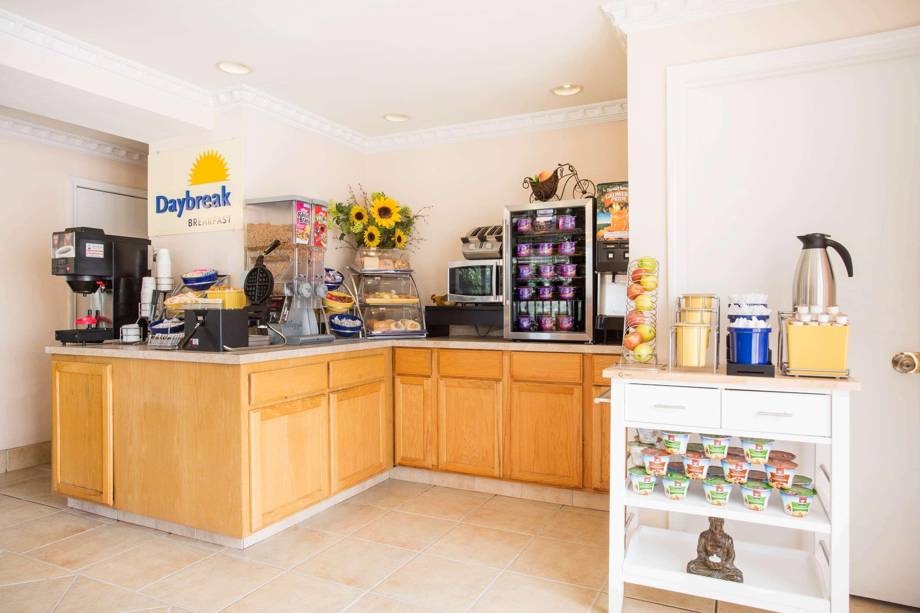 Days Inn By Wyndham Lake City Luaran gambar