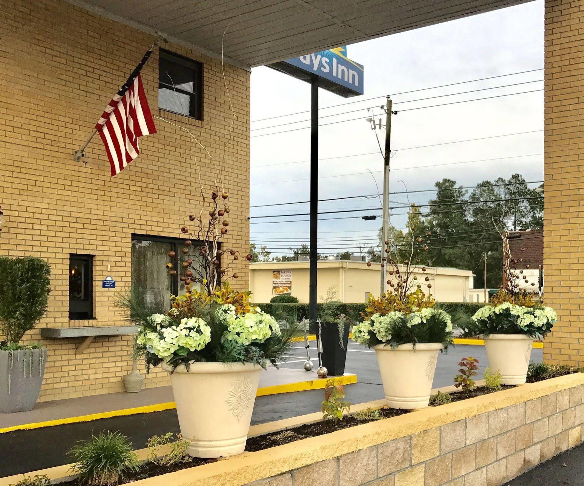 Days Inn By Wyndham Lake City Luaran gambar